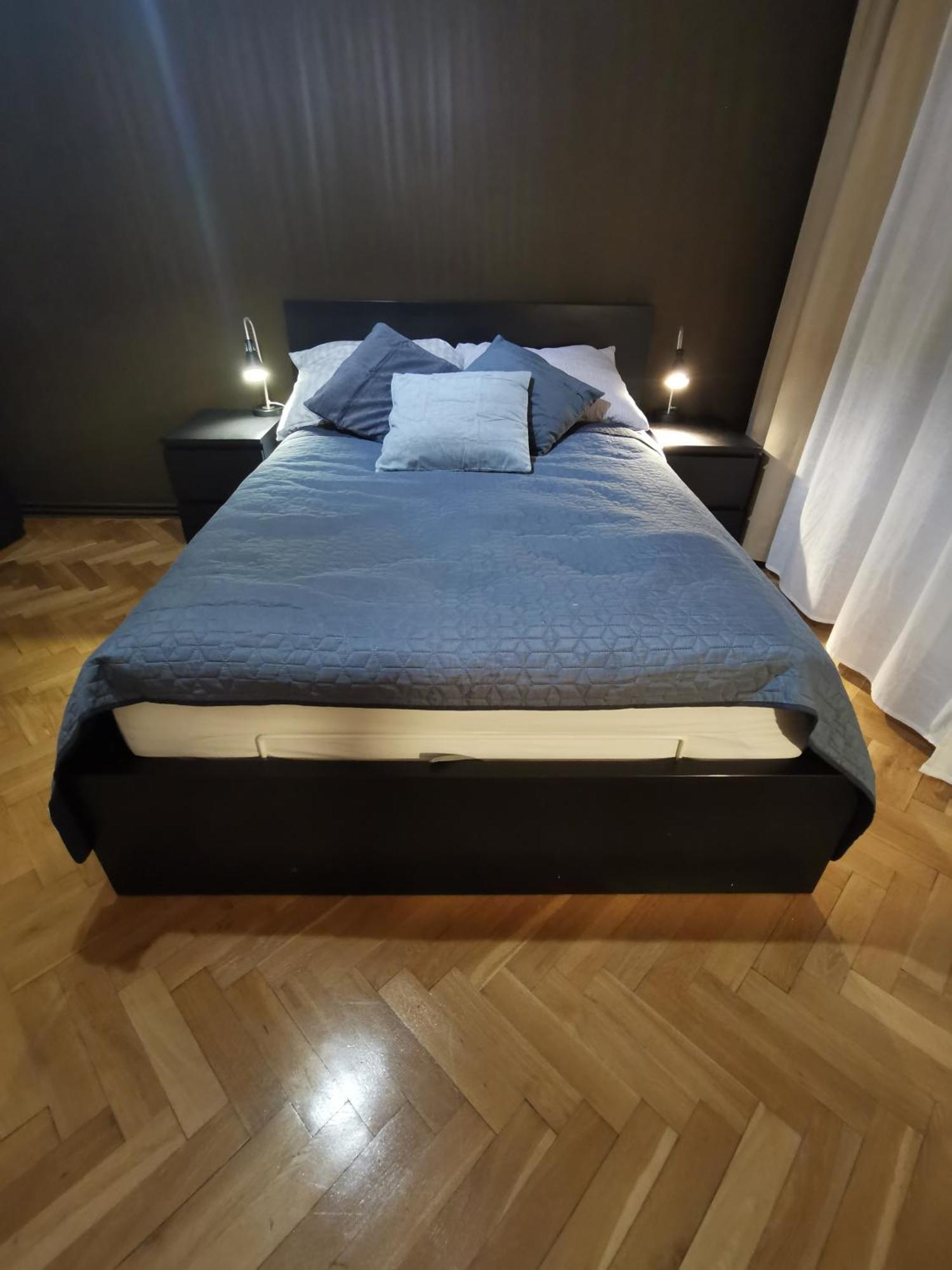 Cozy Spacious Apartment With Balcony 克拉科夫 外观 照片