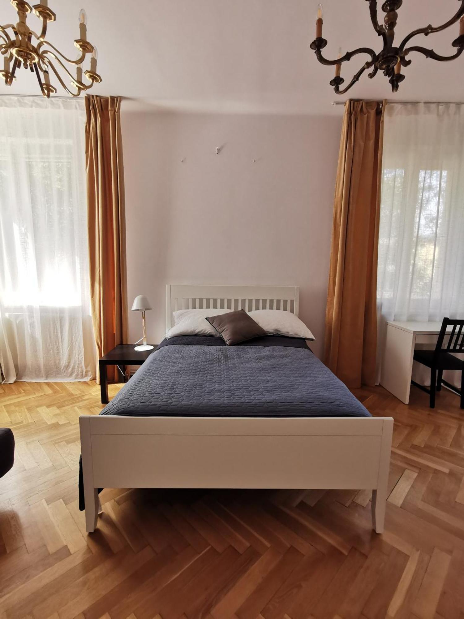 Cozy Spacious Apartment With Balcony 克拉科夫 外观 照片