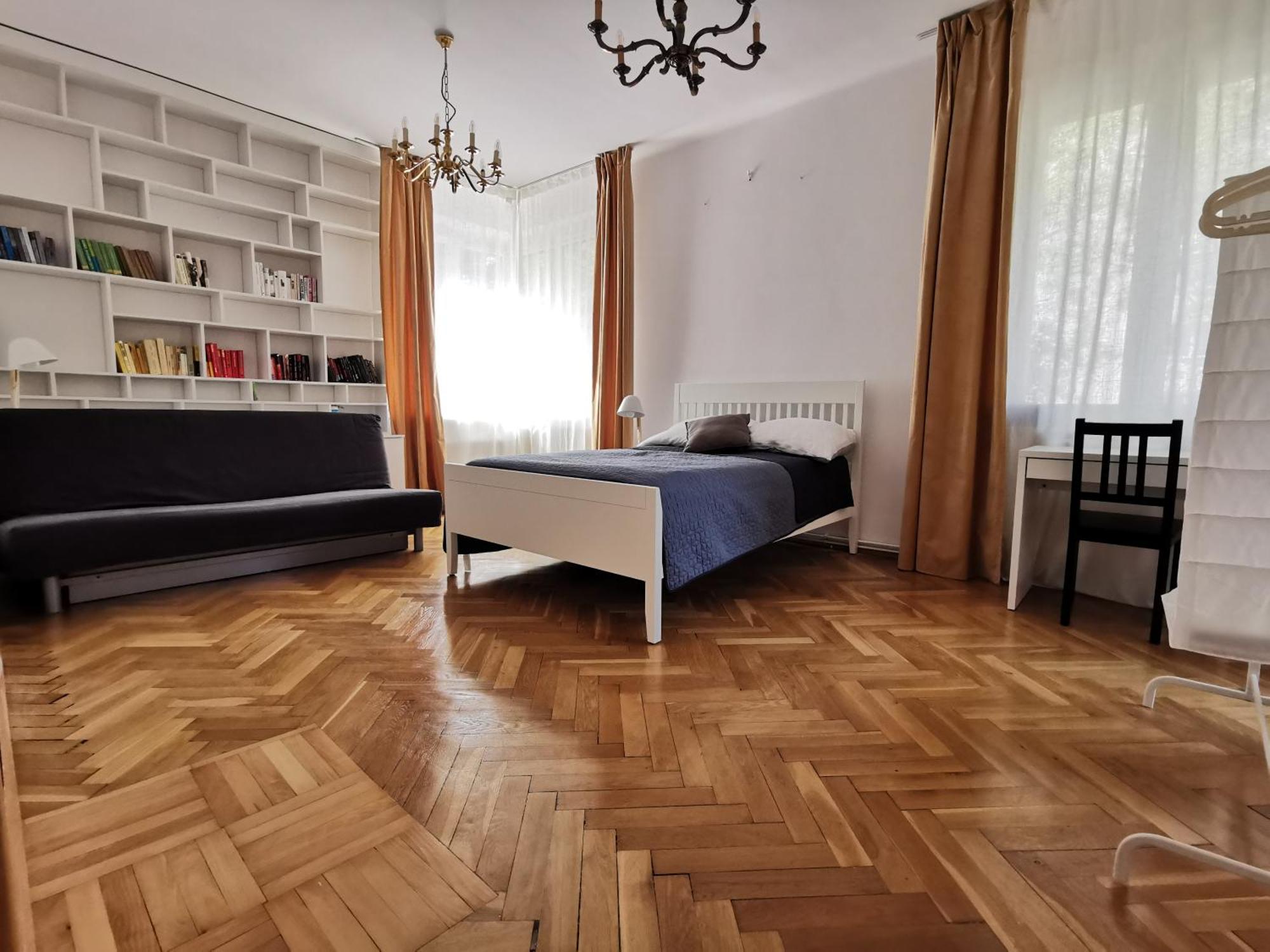 Cozy Spacious Apartment With Balcony 克拉科夫 外观 照片